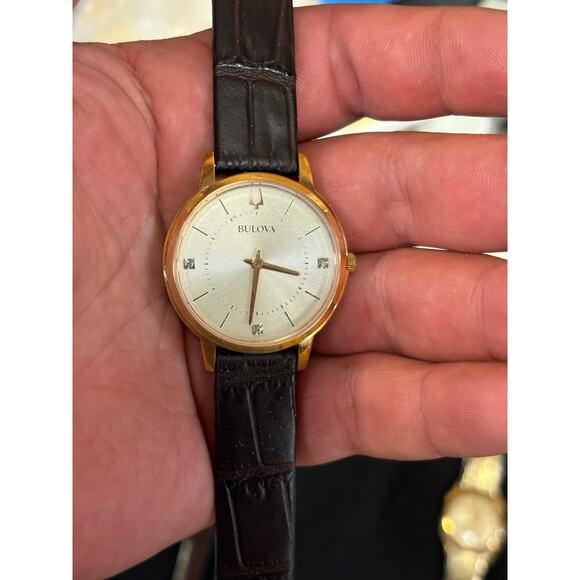 3 Bulova Men’s Watches! They All work! main image 9